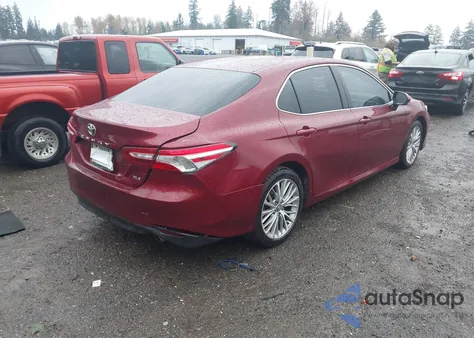 2014 Toyota Camry Se z USA, uszkodzony, nr VIN 4T1BF1FK9EU850887